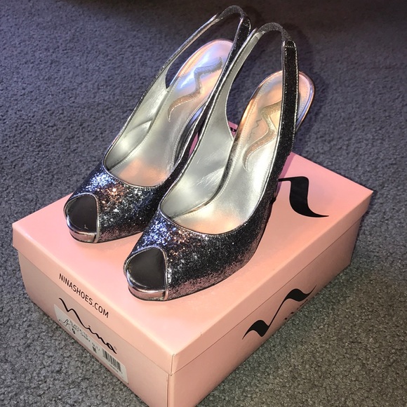 SUPER SALE! Nina sequined heels - Picture 6 of 13